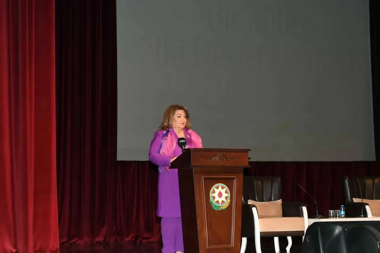 Nahçıvan'da "Bir millet, iki devlet" Forumu Düzenlendi