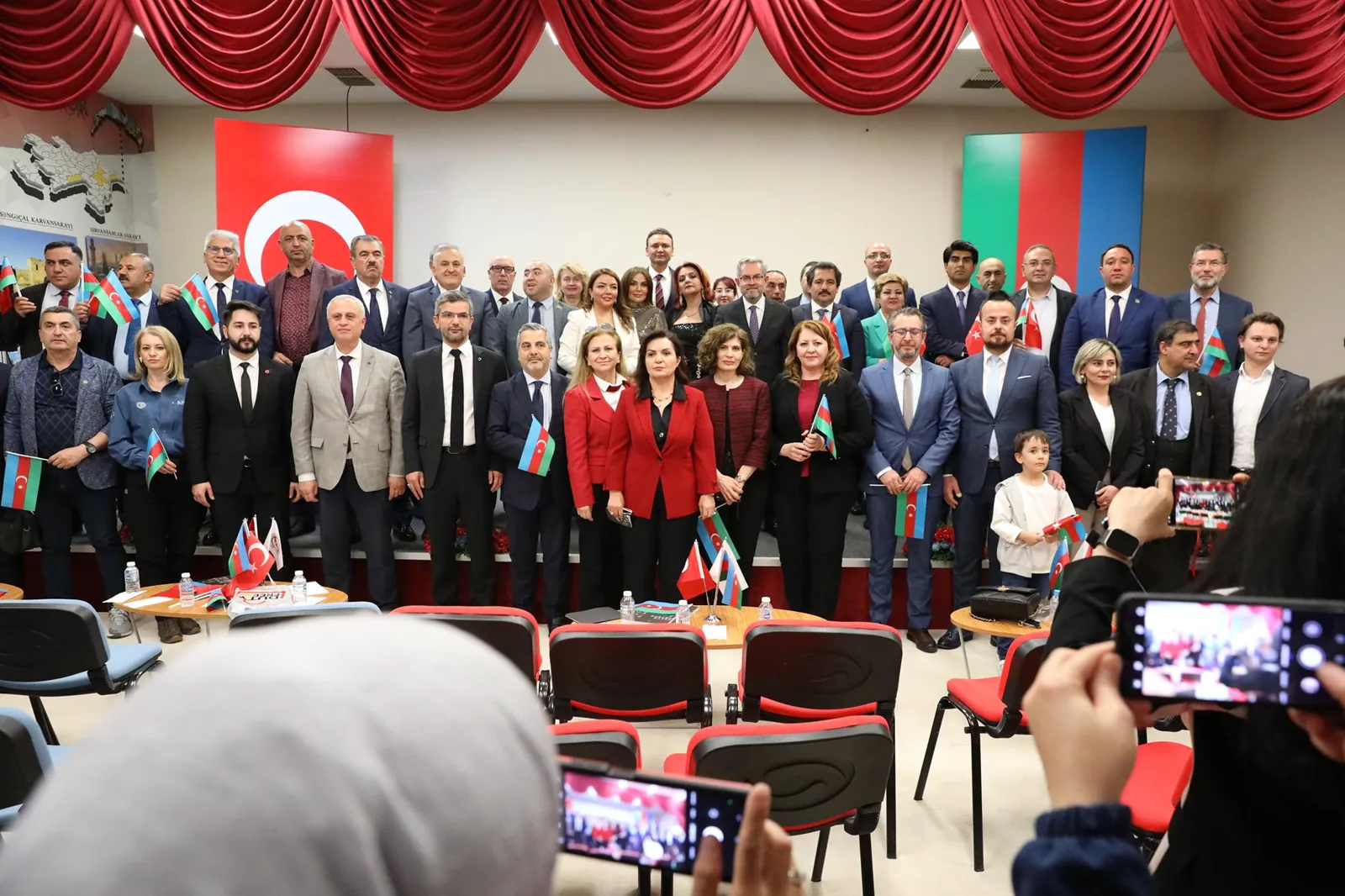 Azerbaycan'ın Ulusal Lideri Haydar Aliyev'in 100. Yıl Dönümü Anısına TADİV'de Tören Gerçekleştirildi.