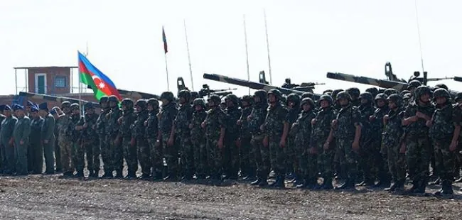 Azerbaycan ordusu geniş kapsamlı tatbikat yapacak